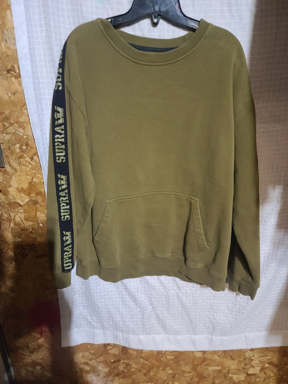 Mens SUPRA Crewneck With Logo Down Arm